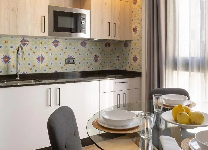 Superior One-Bedroom Apartment